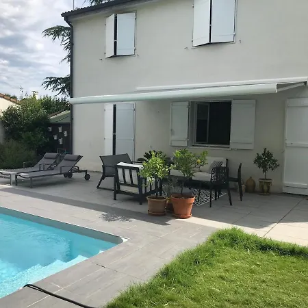 160 M2 With Pool