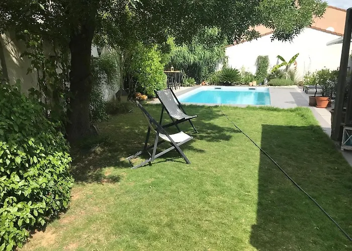 160 M2 With Pool Villa Teyran